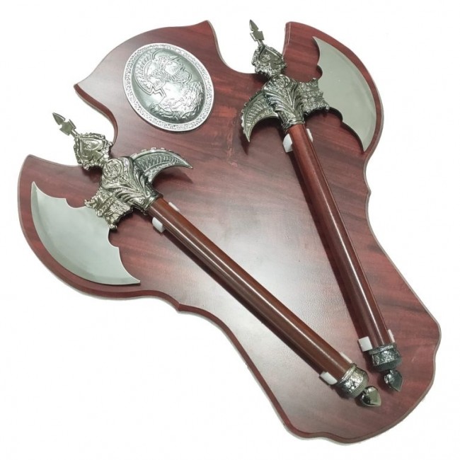 Set 2 Topoare pe suport de lemn decorative de panoplie cu prindere pe perete EMS-234