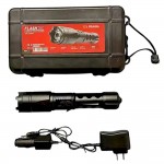 Electrosoc autoaparare cu lanterna, full metal, Piranha incarcare auto si priza