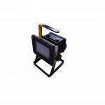 Proiector portabil reincarcabil LED , 30W cu acumulatori se-005h