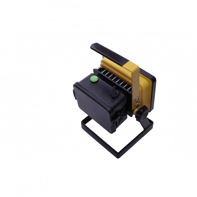 Proiector portabil reincarcabil LED , 30W cu acumulatori se-005h
